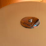 Close-up of the metal detail on the Affiné Table Lamp Crème Beige.